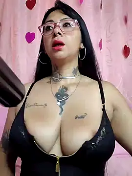 Snapshot of Saloome- chatting on 10, 2, 2025 Saloome- online show from 10, 2, 2025