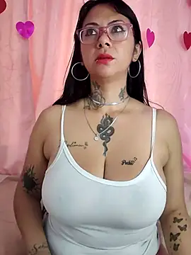 Snapshot of Saloome- chatting on 27, 2, 2025 Saloome- online show from 27, 2, 2025