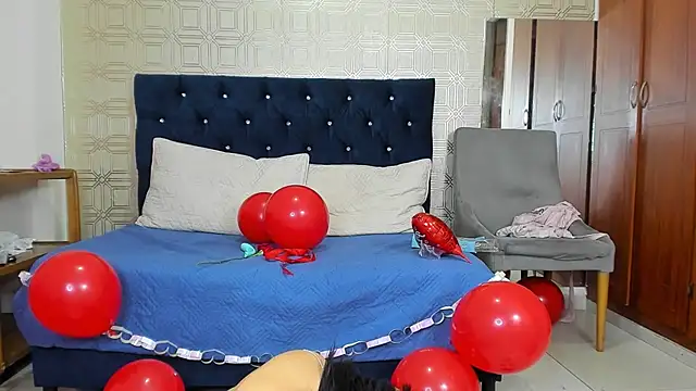 yulianademond66 online show from 14, 2, 2025