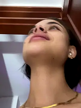 HannaRhodes online show from 23, 11, 2025