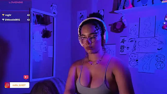 MadelineBenet online show from 13, 3, 2025