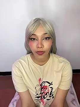 MadelineBenet online show from 22, 9, 2025