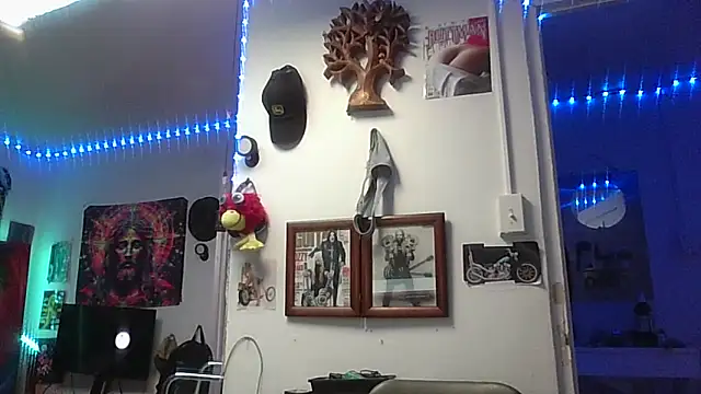 Snapshot of Undercover_Pornstar chatting on 24, 3, 2026 Undercover Pornstar online show from 24, 3, 2026