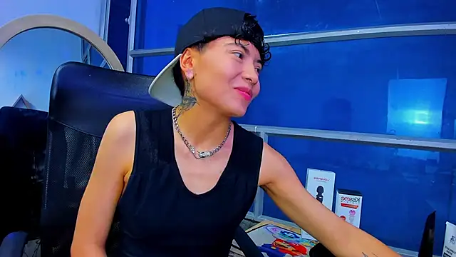 Snapshot of Im_Mathias chatting on 30, 11, 2025 Im Mathias online show from 30, 11, 2025