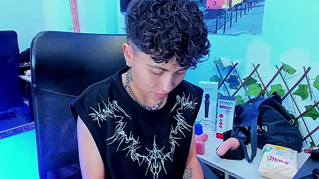 Snapshot of Im_Mathias chatting on 14, 12, 2025 Im Mathias online show from 14, 12, 2025