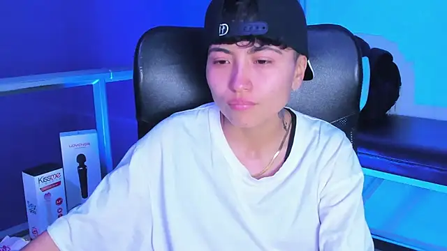 Snapshot of Im_Mathias chatting on 18, 12, 2025 Im Mathias online show from 18, 12, 2025