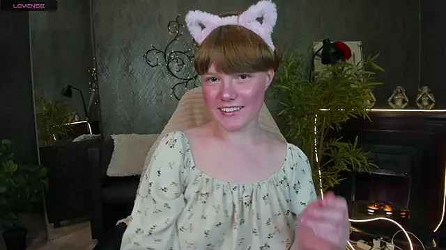 DreamyLuna online show from 2, 7, 2026