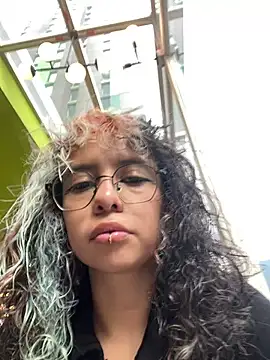 Sweet Chaos online show from 26, 2, 2025