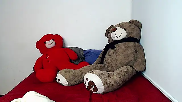 Snapshot of SamanthaaSmitt chatting on 5, 2, 2025 SamanthaaSmitt online show from 5, 2, 2025