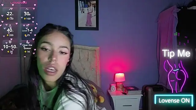 stephania t online show from 5, 3, 2026