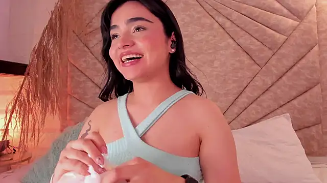 ConnieFontane online show from 16, 3, 2025