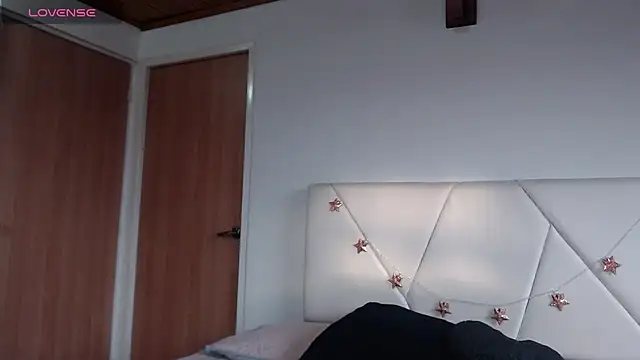 julz 03 online show from 5, 12, 2025