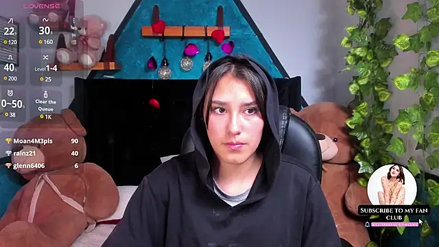  Sophie  miller online show from 22, 2, 2025