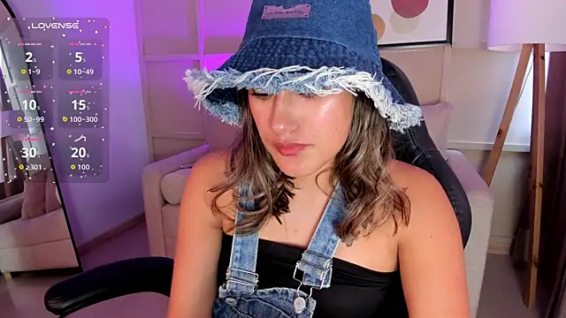  Sophie  miller online show from 4, 6, 2026