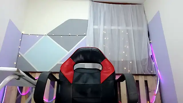 Snapshot of Michellcockxxx chatting on 1, 2, 2025 Michellcockxxx online show from 1, 2, 2025