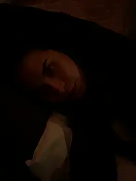 Snapshot of Effyvice13 chatting on 27, 3, 2026 Effyvice13 online show from 27, 3, 2026