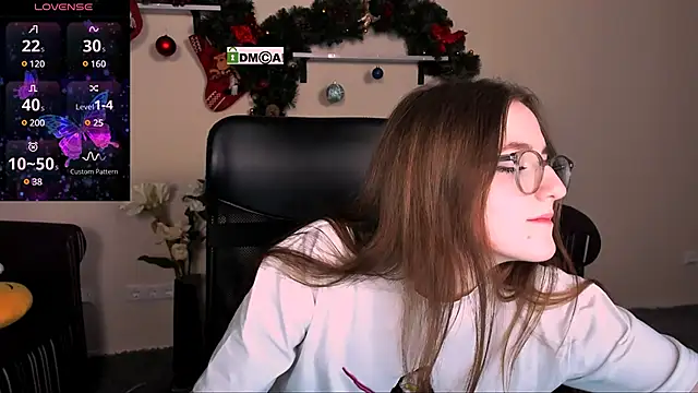 luna berryy online show from 3, 1, 2025