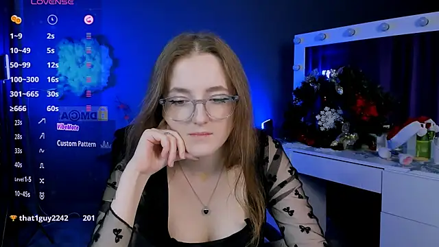 luna berryy online show from 11, 1, 2025