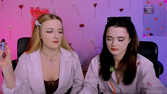 luna berryy online show from 28, 3, 2026