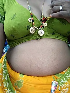 Snapshot of sweety_telugupilla chatting on 17, 5, 2026 sweety telugupilla online show from 17, 5, 2026