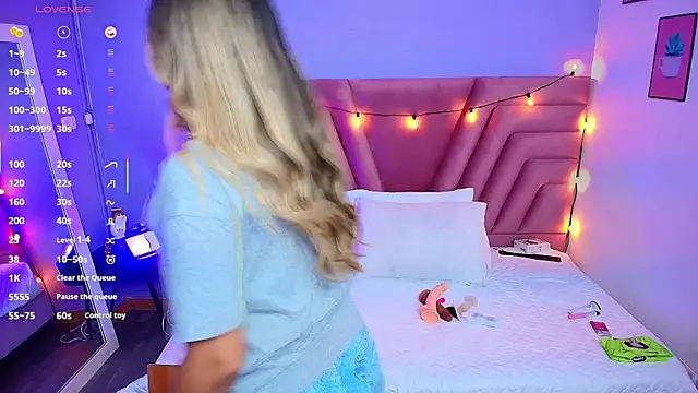 collegepawglovedaddy online show from 2, 3, 2025