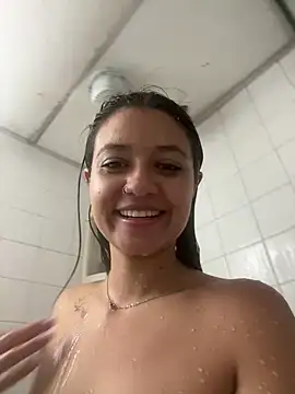 Snapshot of Kyna_euphoria chatting on 21, 12, 2024 Kyna euphoria online show from 21, 12, 2024