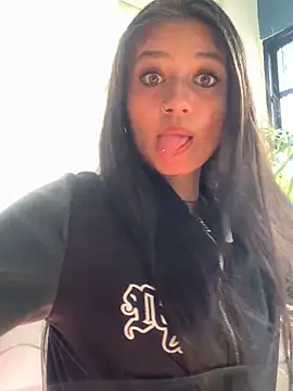 Snapshot of Kyna_euphoria chatting on 27, 12, 2024 Kyna euphoria online show from 27, 12, 2024