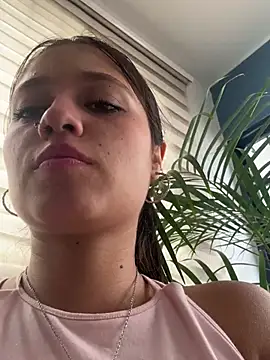 Snapshot of Kyna_euphoria chatting on 3, 1, 2025 Kyna euphoria online show from 3, 1, 2025