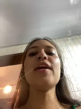 Snapshot of Kyna_euphoria chatting on 12, 1, 2025 Kyna euphoria online show from 12, 1, 2025