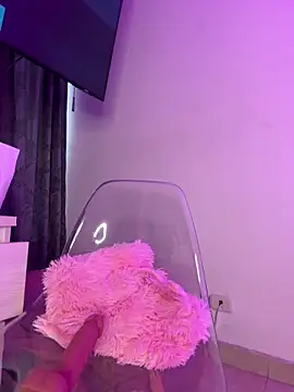 ariiel  online show from 5, 3, 2025