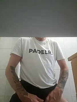 Snapshot of kristof_keyser chatting on 4, 7, 2026 kristof keyser online show from 4, 7, 2026