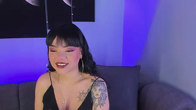 Snapshot of maddy_walker chatting on 4, 3, 2025 maddy walker online show from 4, 3, 2025