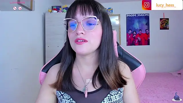 Snapshot of Lucyy-hess chatting on 19, 6, 2026 Lucyy-hess online show from 19, 6, 2026
