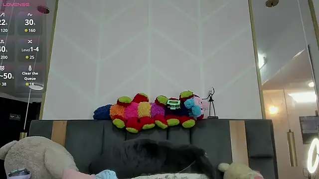 MadyJackson online show from 4, 11, 2025