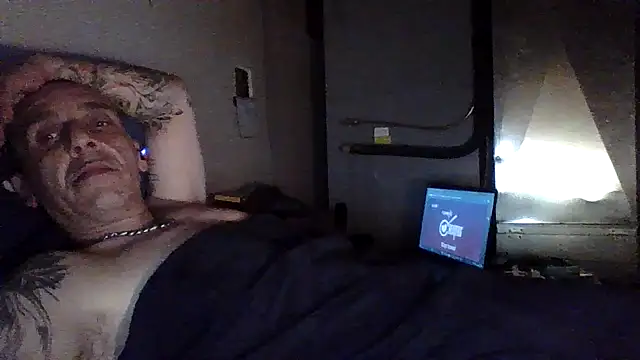 CandiedPompano online show from 28, 10, 2025