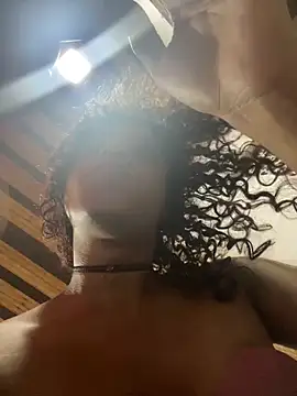 Snapshot of zahrivk1 chatting on 5, 1, 2025 zahrivk1 online show from 5, 1, 2025