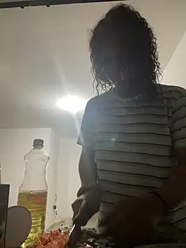 Snapshot of zahrivk1 chatting on 24, 2, 2025 zahrivk1 online show from 24, 2, 2025