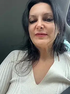 Snapshot of -OLYA- chatting on 28, 2, 2025 -OLYA- online show from 28, 2, 2025