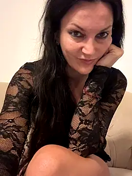 Snapshot of -OLYA- chatting on 6, 10, 2025 -OLYA- online show from 6, 10, 2025