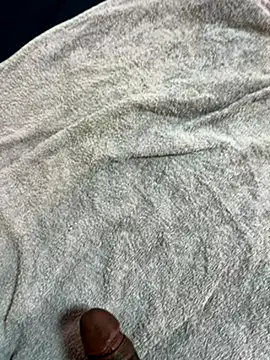 Snapshot of vickdiamondick chatting on 17, 12, 2025 vickdiamondick online show from 17, 12, 2025