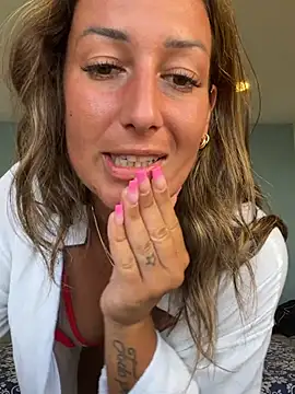 Snapshot of feetqueen96 chatting on 14, 7, 2026 feetqueen96 online show from 14, 7, 2026