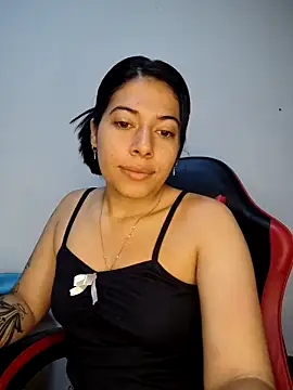 Snapshot of Caro_kitty- chatting on 10, 3, 2026 Caro kitty- online show from 10, 3, 2026