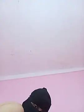 Snapshot of Hajar_charmouta1 chatting on 18, 10, 2025 Hajar charmouta1 online show from 18, 10, 2025