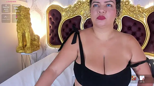 Snapshot of KendralHolson chatting on 23, 4, 2026 KendralHolson online show from 23, 4, 2026