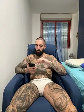 Snapshot of Gioeltoro89 chatting on 11, 6, 2026 Gioeltoro89 online show from 11, 6, 2026