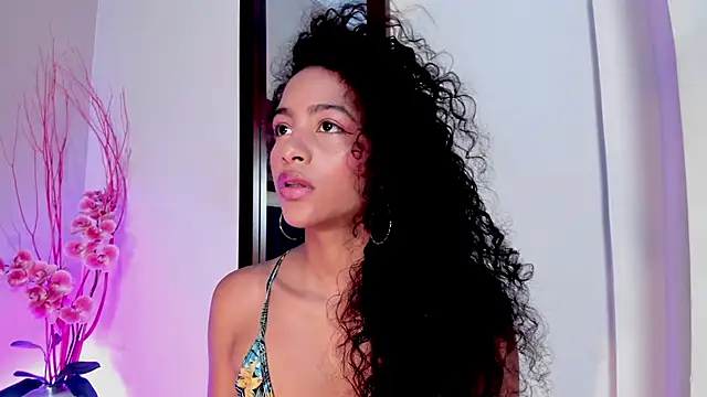 Snapshot of AntonellaHall_ chatting on 19, 3, 2026 AntonellaHall online show from 19, 3, 2026