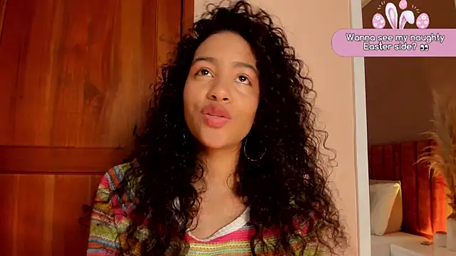 Snapshot of AntonellaHall_ chatting on 4, 4, 2026 AntonellaHall online show from 4, 4, 2026