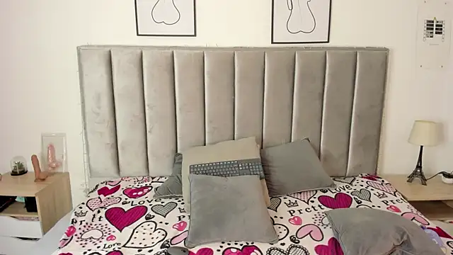 Laiia Page online show from 5, 3, 2025