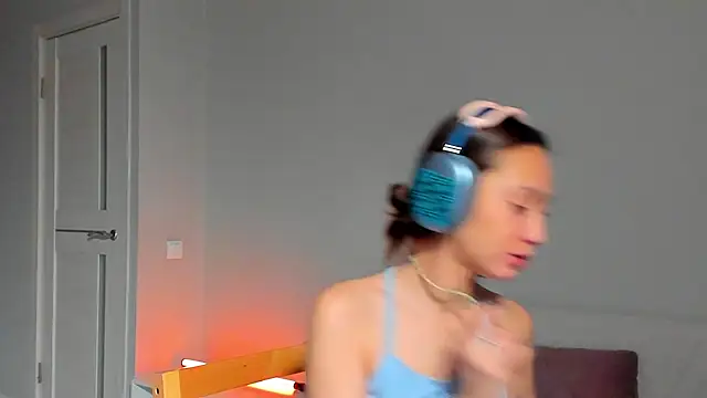 EllaSky xoxo online show from 28, 12, 2024