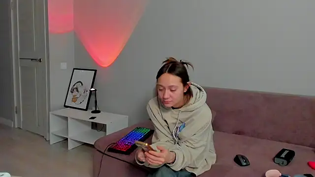 EllaSky xoxo online show from 22, 1, 2025